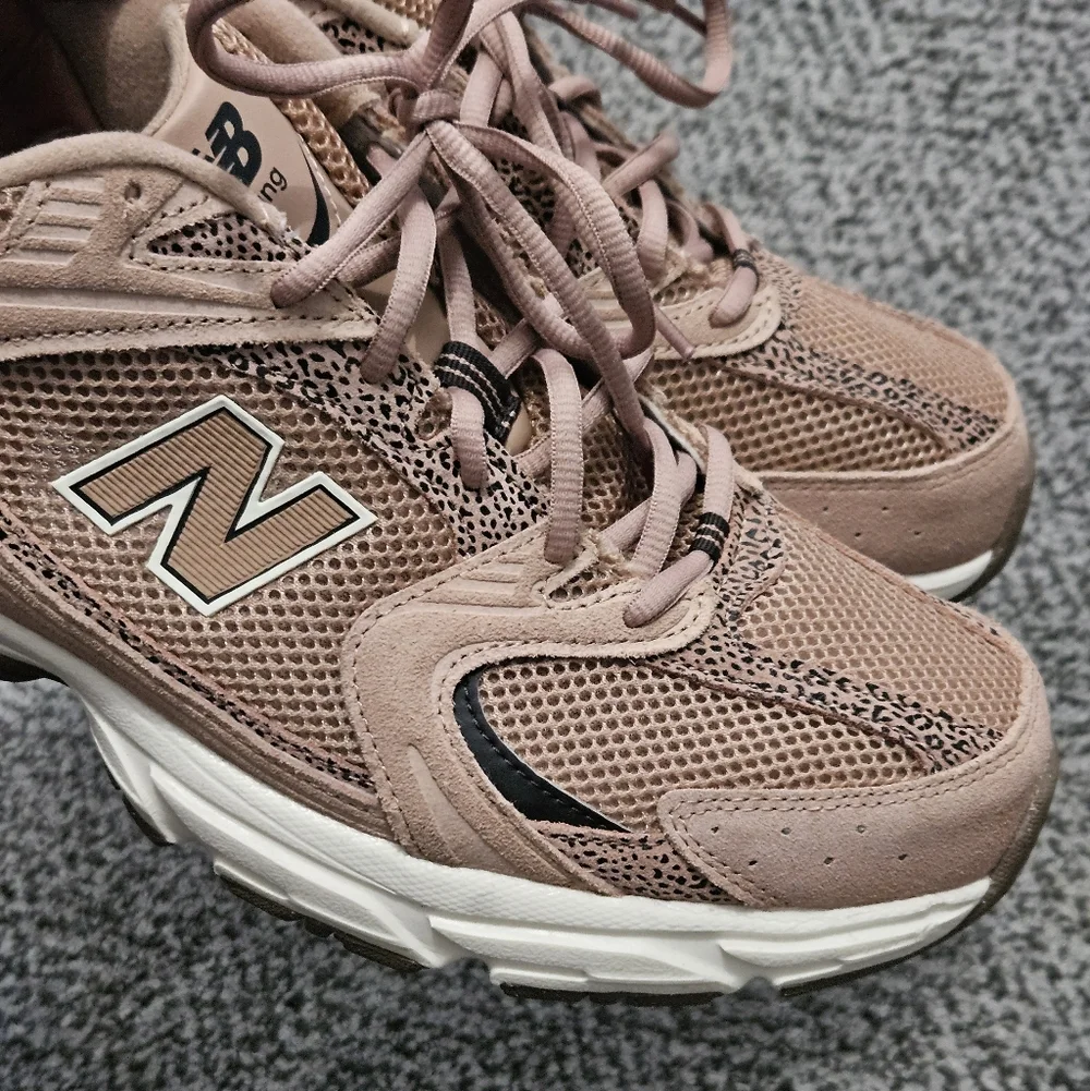 Sale: Mens New Balance 530 Sneakers - Size 13